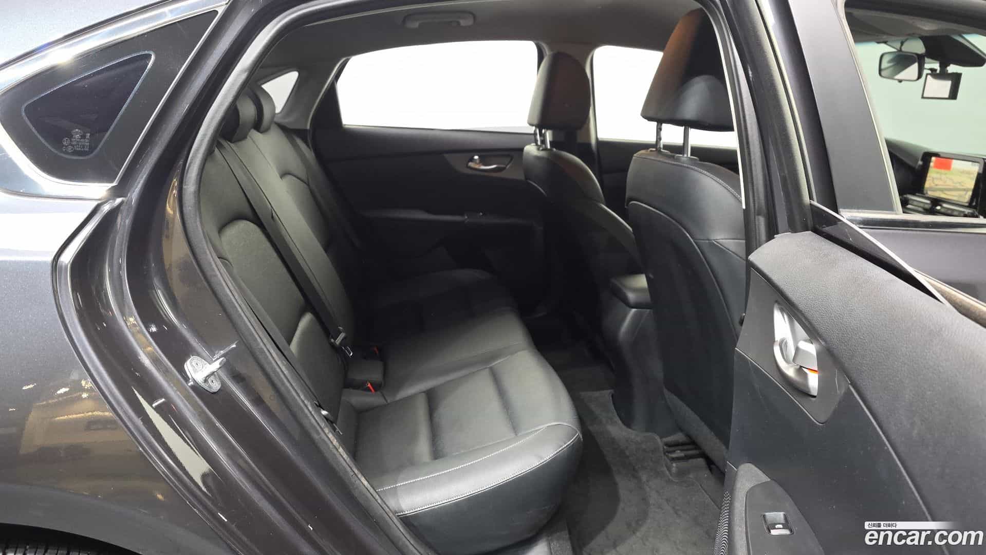 K3 Kia 2021.1-OPTION-016