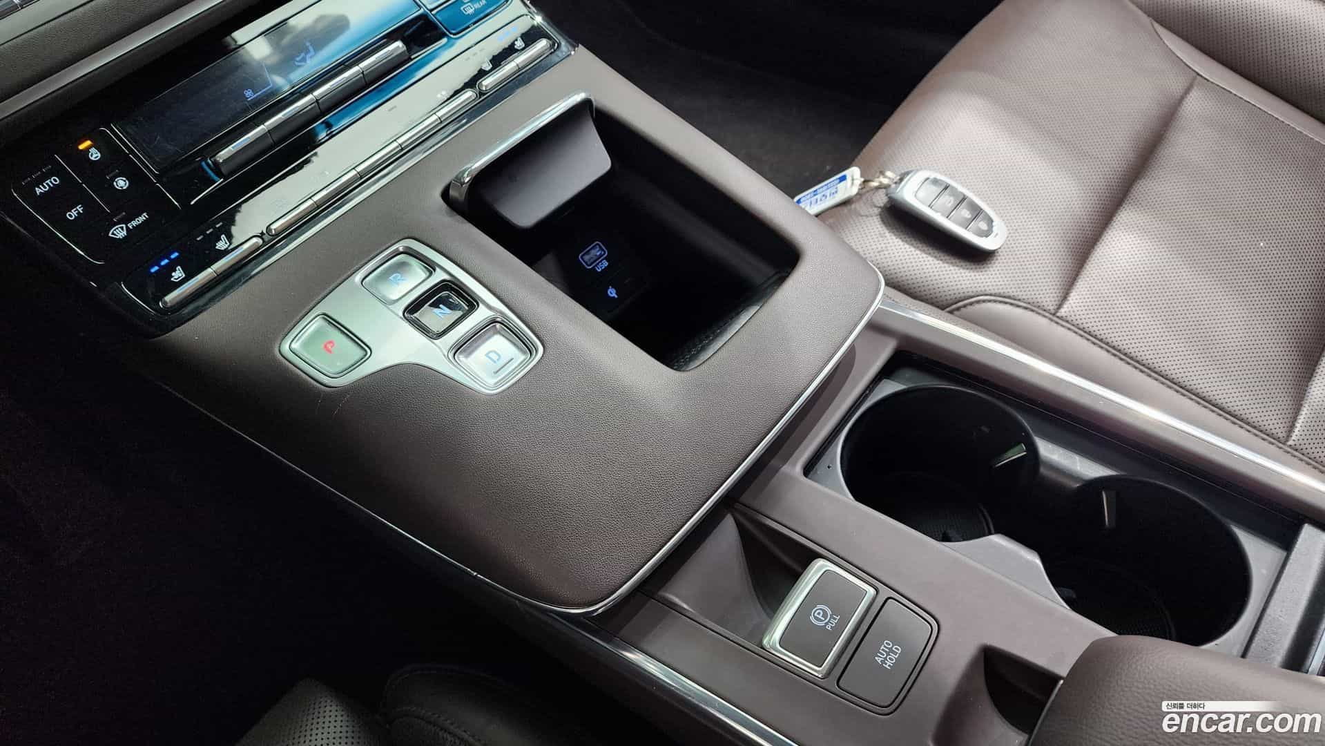 Grandeur Hyundai 2021.1-INNER-009