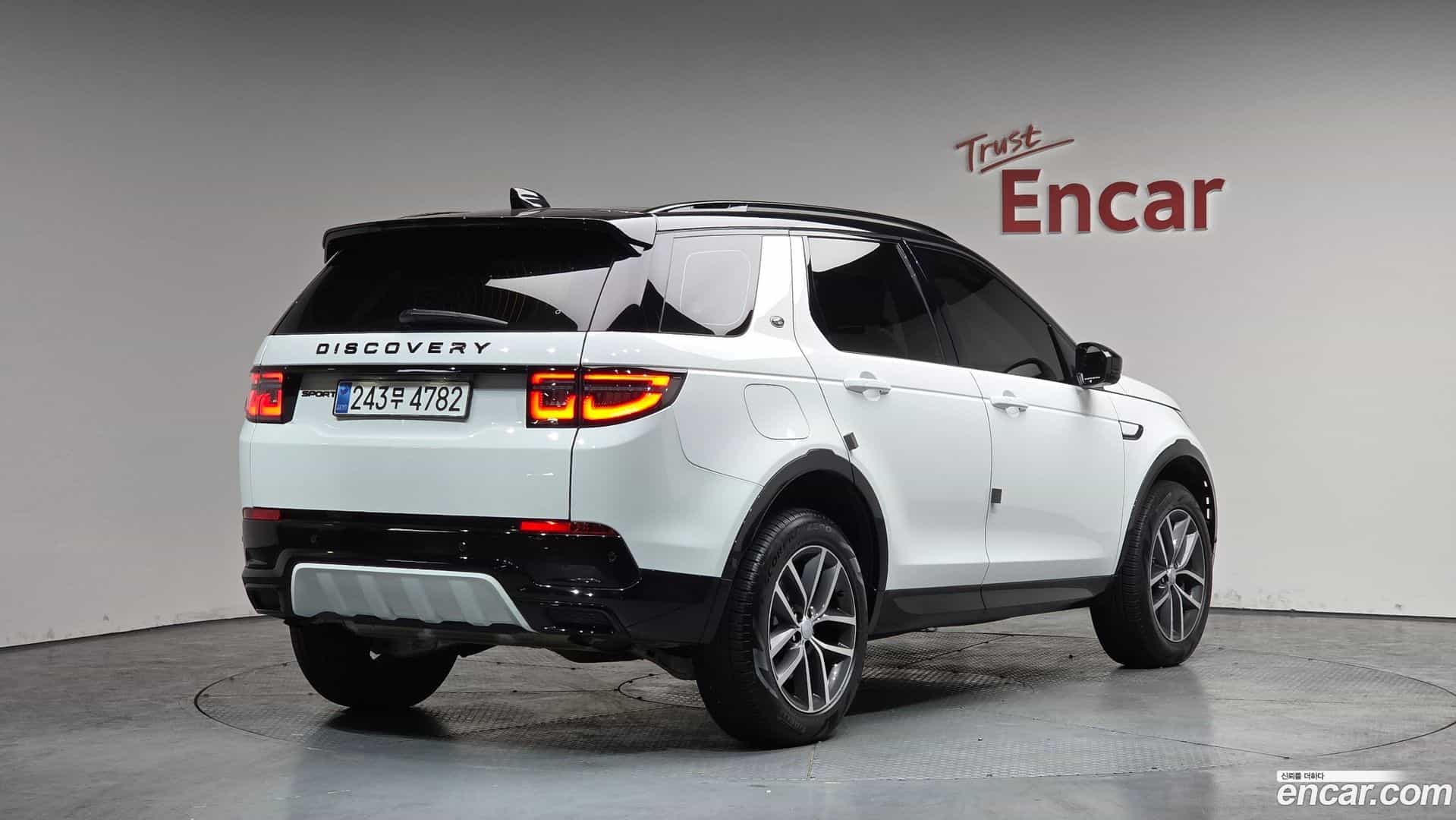 Discovery Sport Land Rover 2025.3-OUTER-002