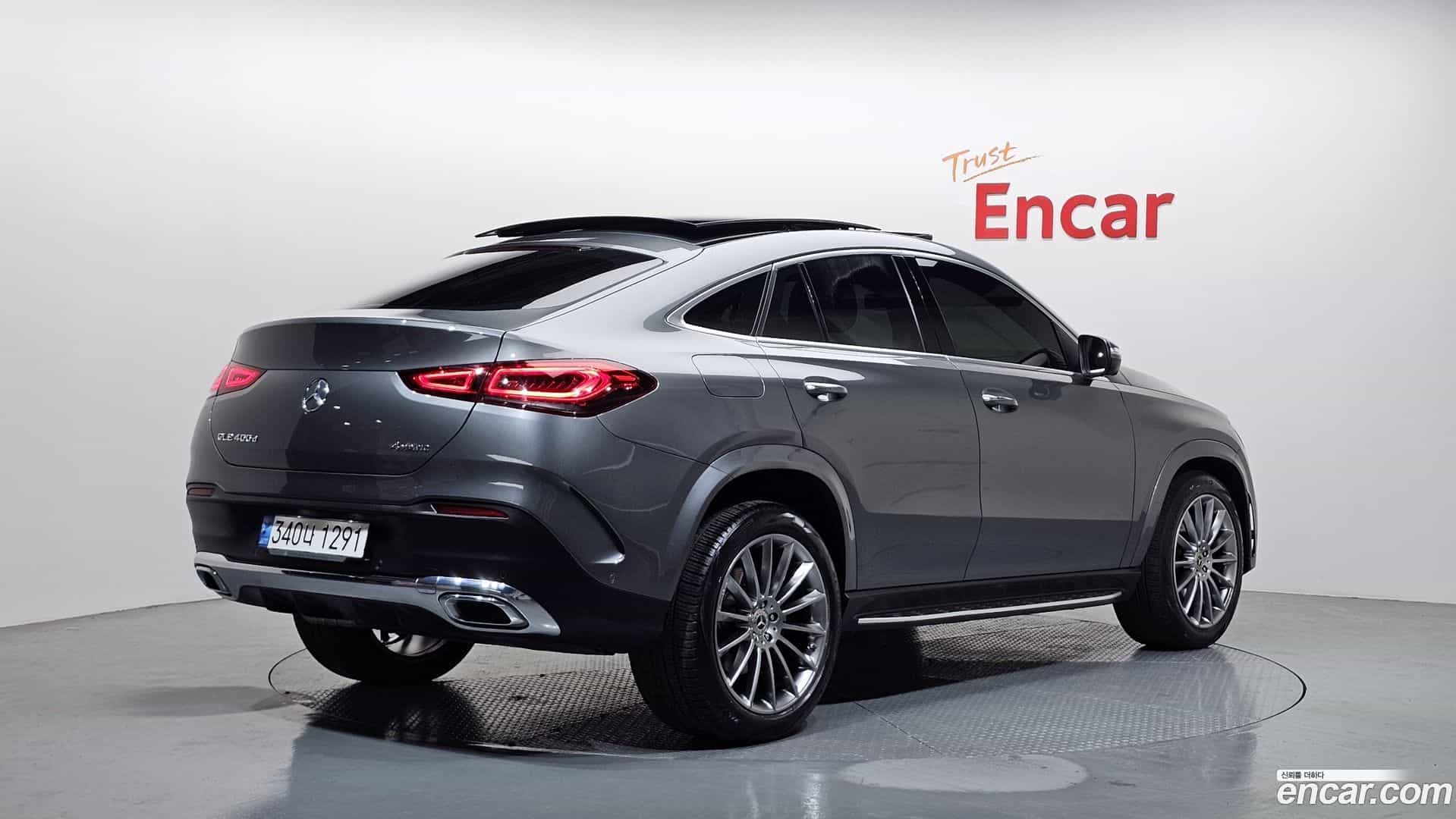 GLE-Class Mercedes-Benz 2022.0-OUTER-002