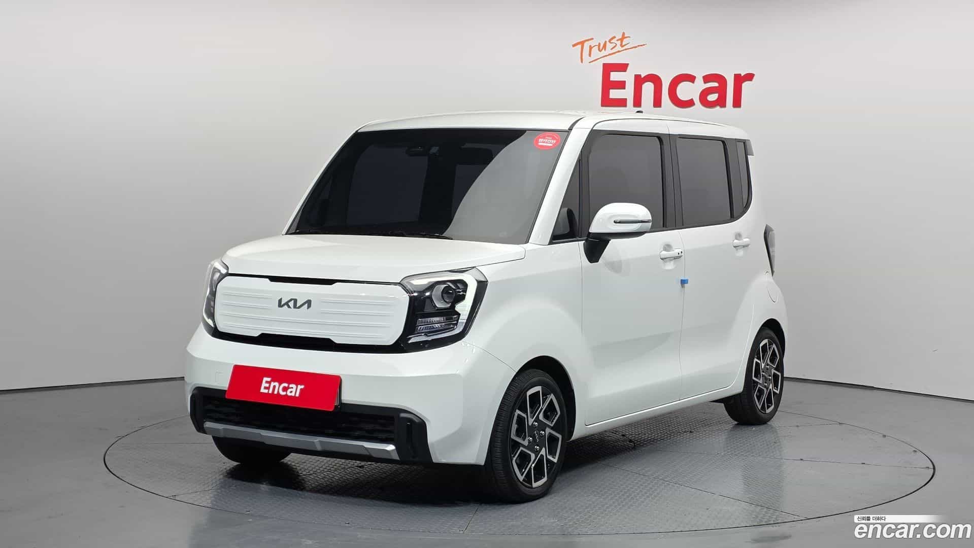 RAY Kia 2025.0-OUTER-001