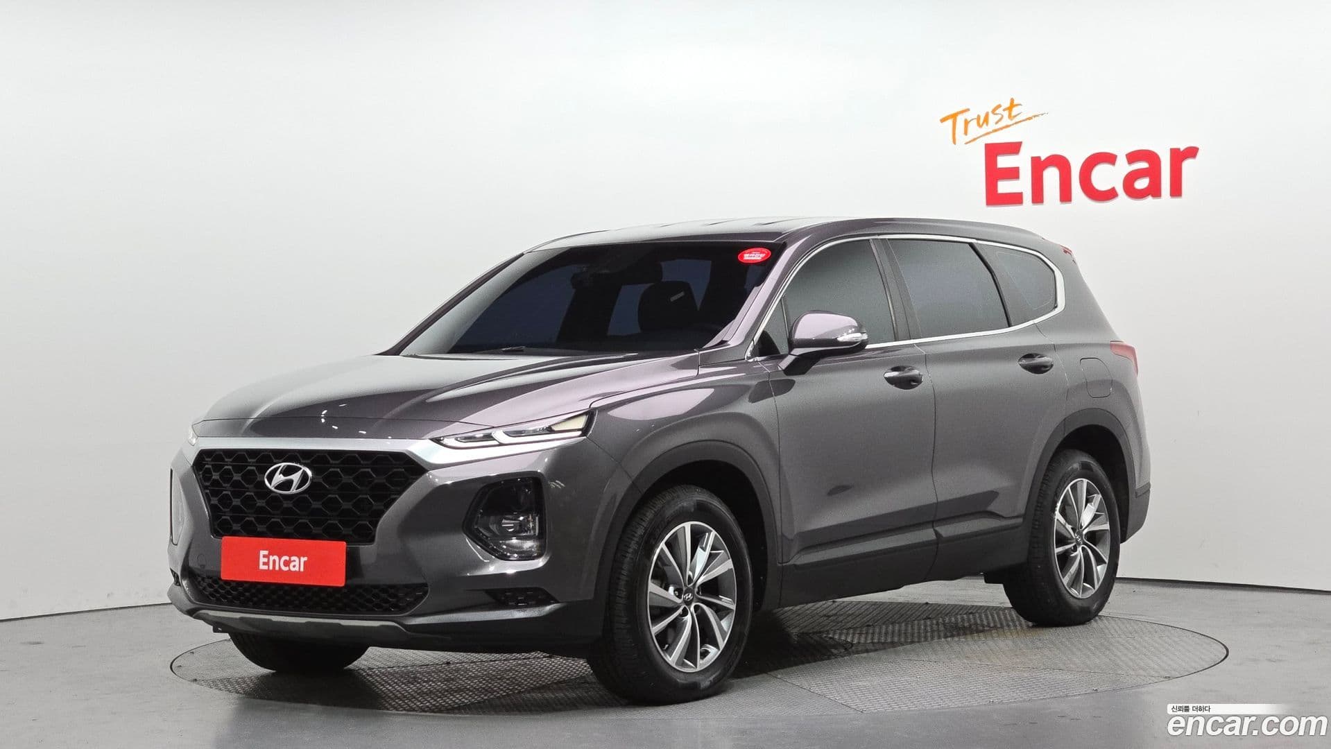 Main__Slider__Photo:Santafe Hyundai 2019.2-0