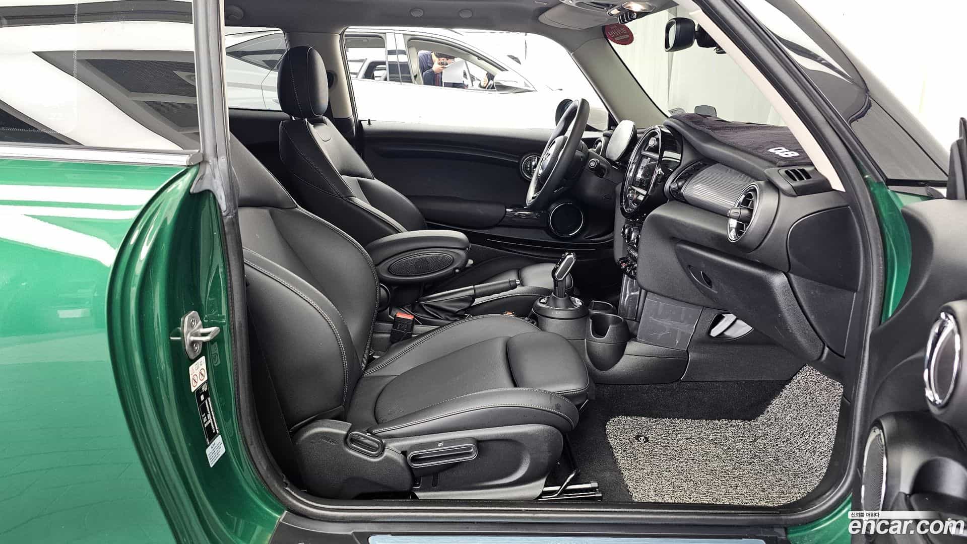 Cooper Mini 2021.4-OPTION-015