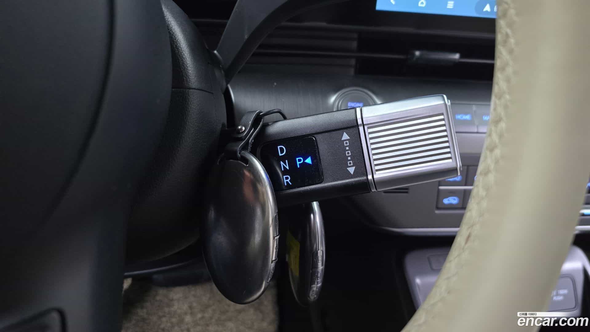 Kona Hyundai 2023.4-INNER-009