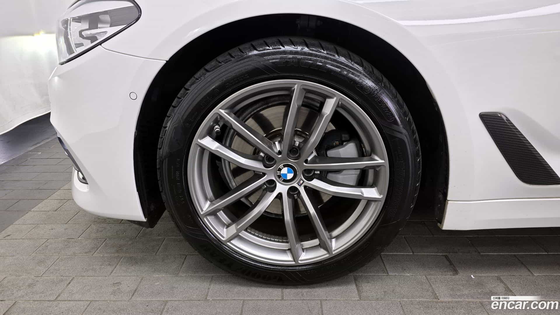 5-Series BMW 2020.1-OUTER-005