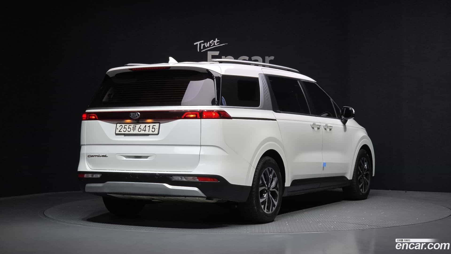 Canival Kia 2021.0-OUTER-002