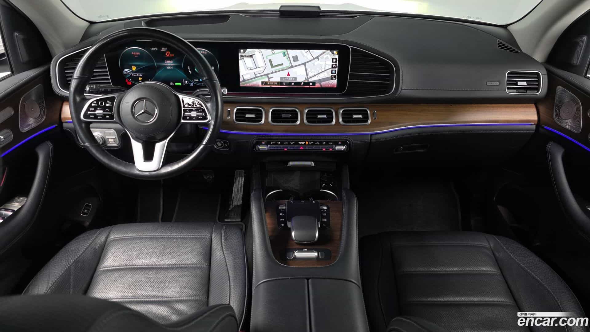 GLE-Class Mercedes-Benz 2021.3-INNER-007