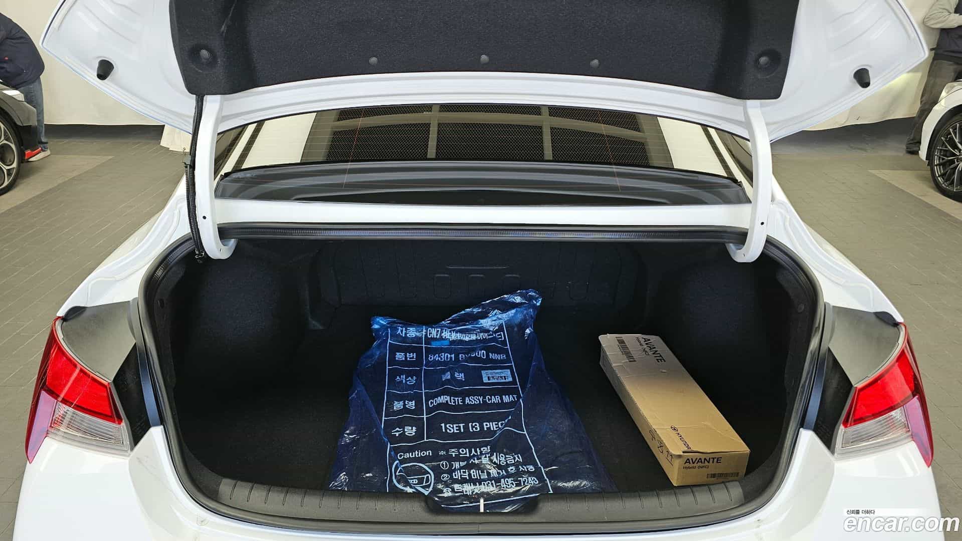 AVANTE Hyundai 2025.8-OPTION-024