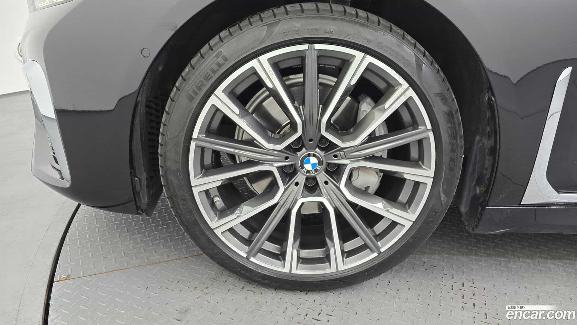 7-Series BMW 2021.4-OUTER-005