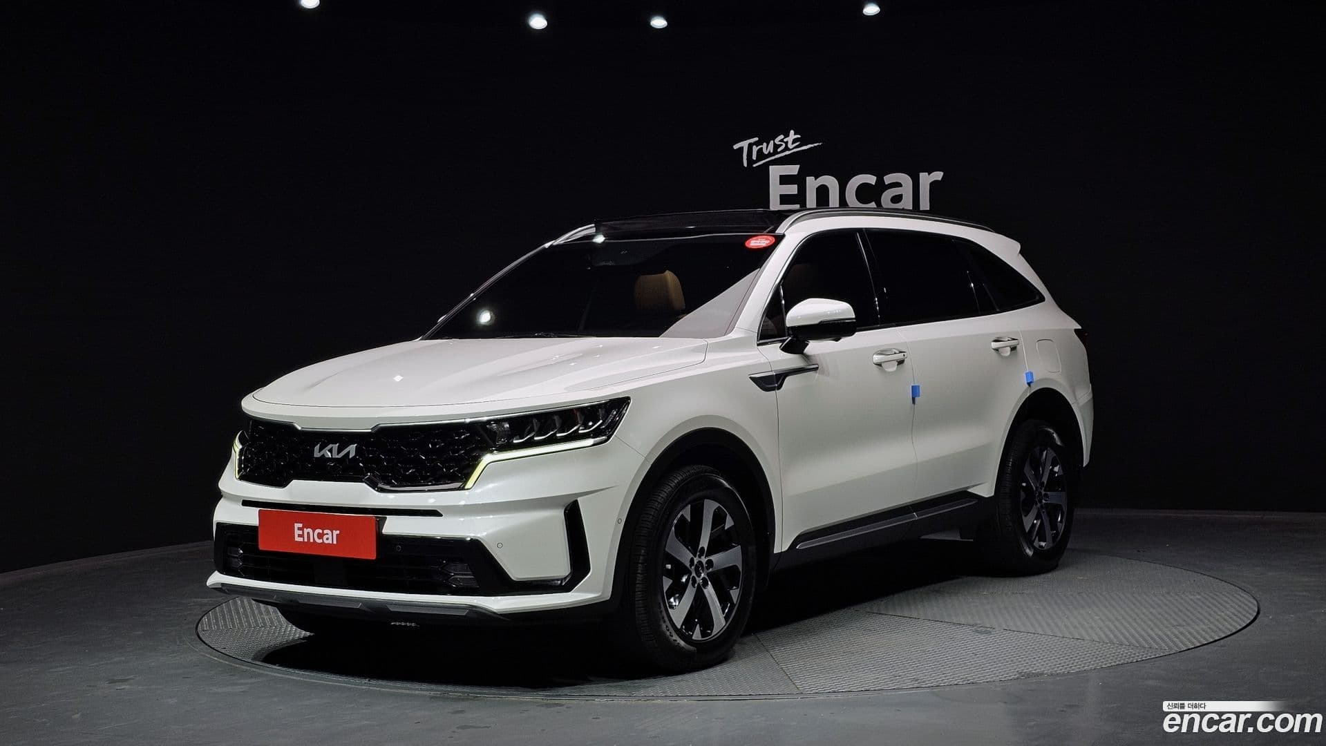 Main__Slider__Photo:Sorento Kia 2023.1-0