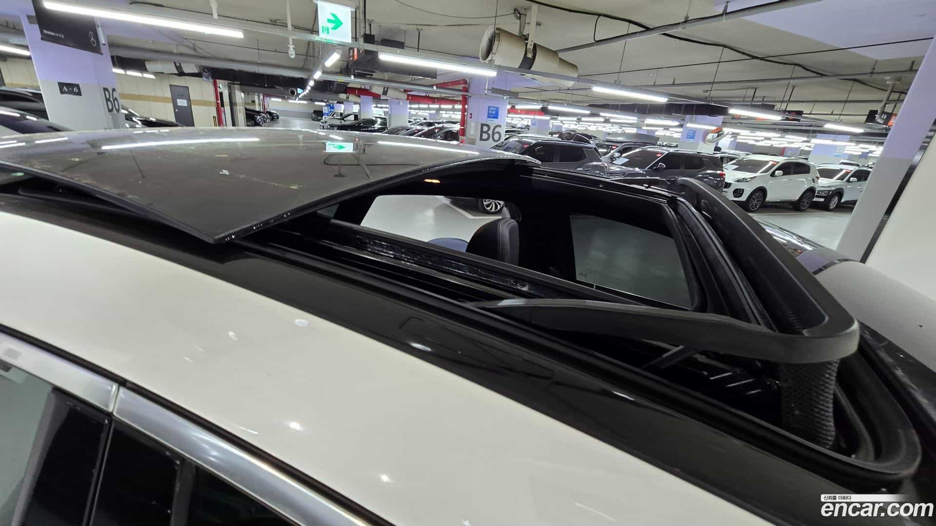 GLE-Class Mercedes-Benz 2024.10-OPTION-018