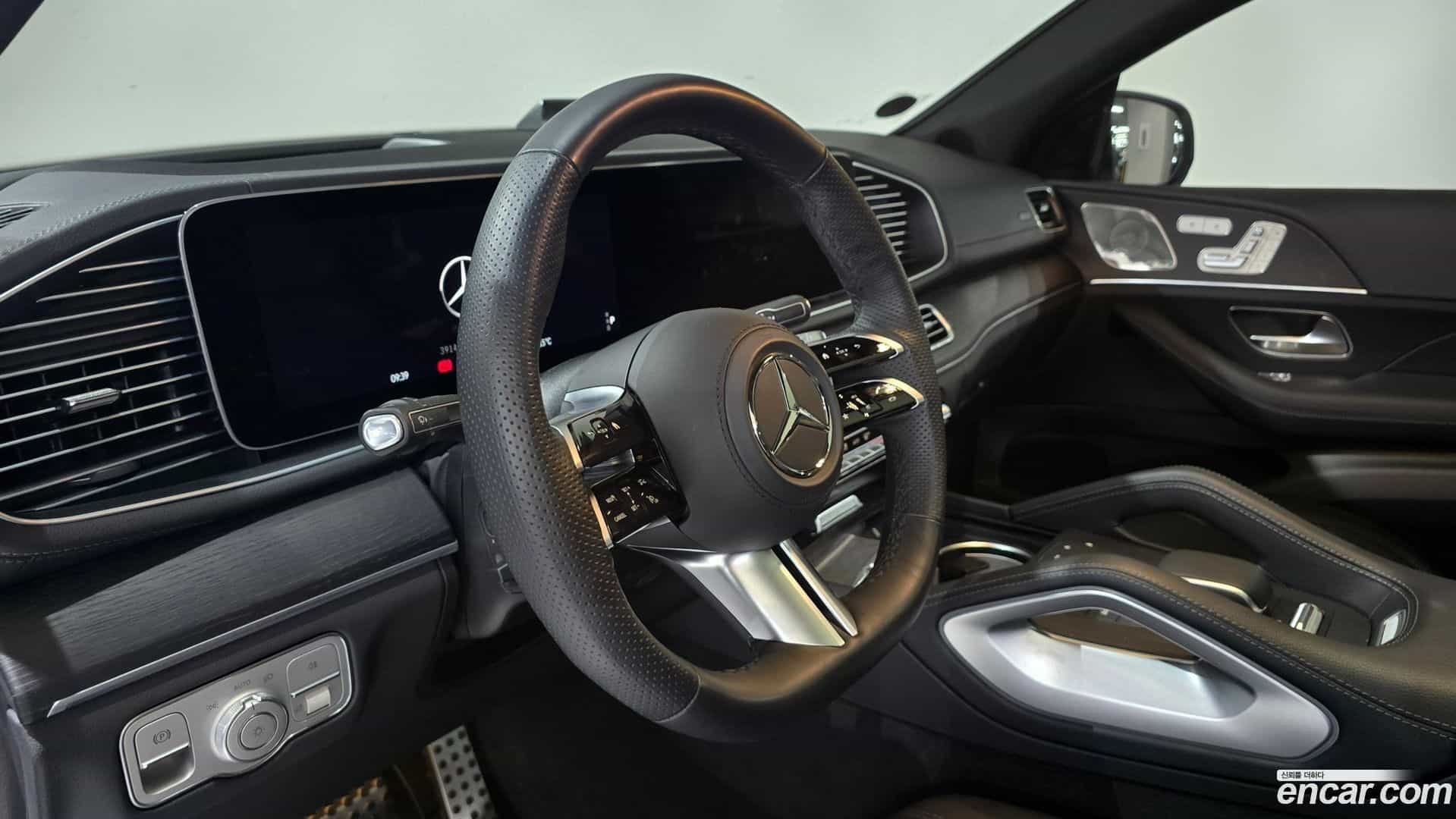 GLE-Class Mercedes-Benz 2024.10-OPTION-019