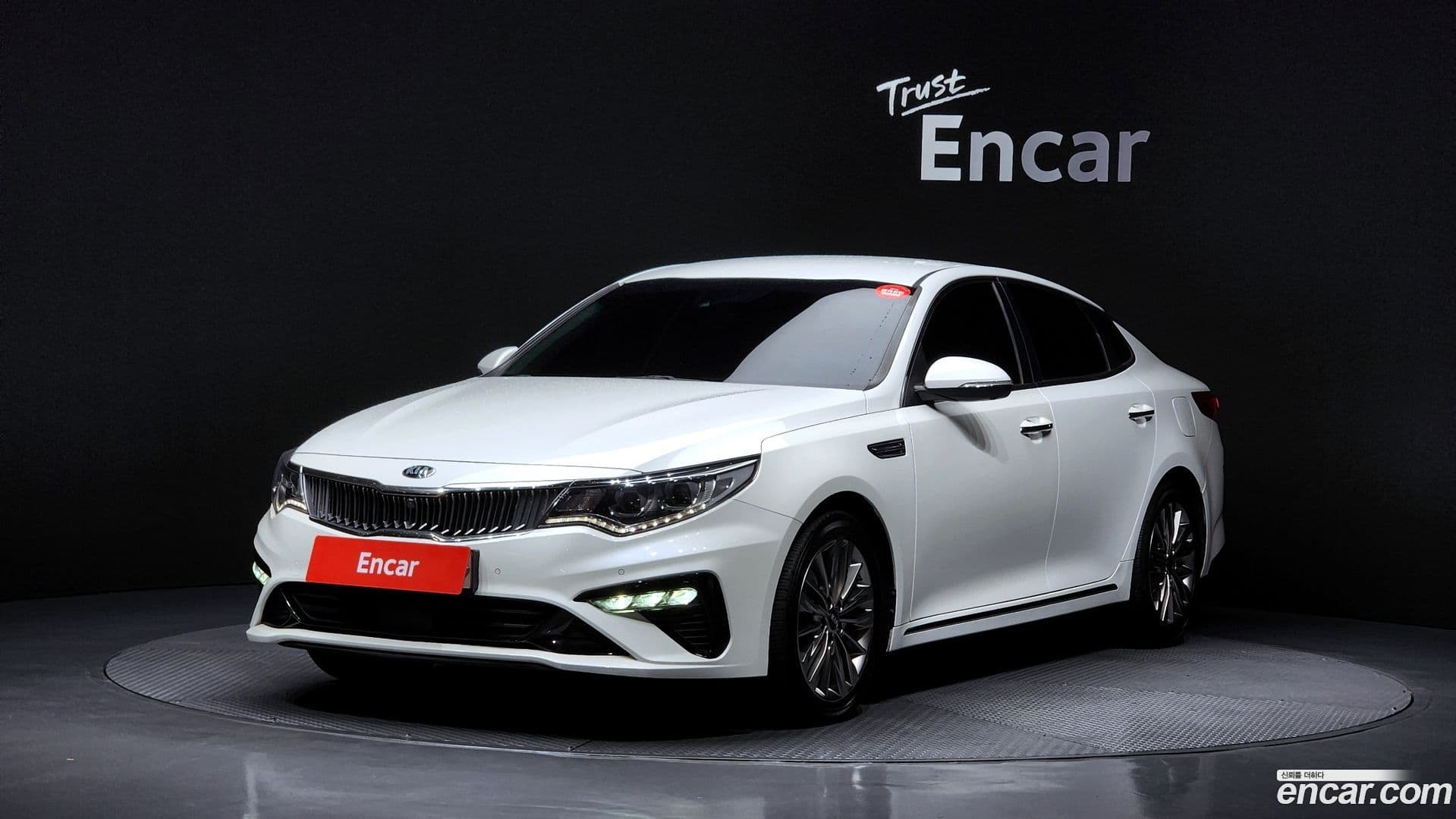 Main__Slider__Photo:K5 Kia 2019.1-0