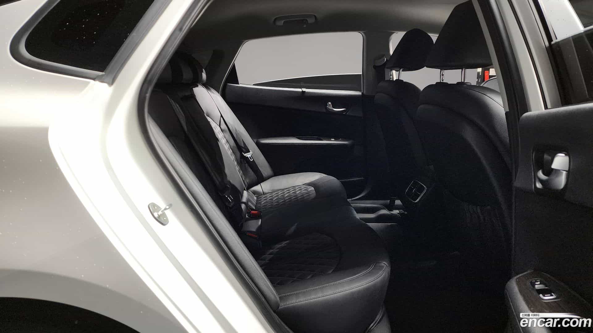 K5 Kia 2019.1-OPTION-016