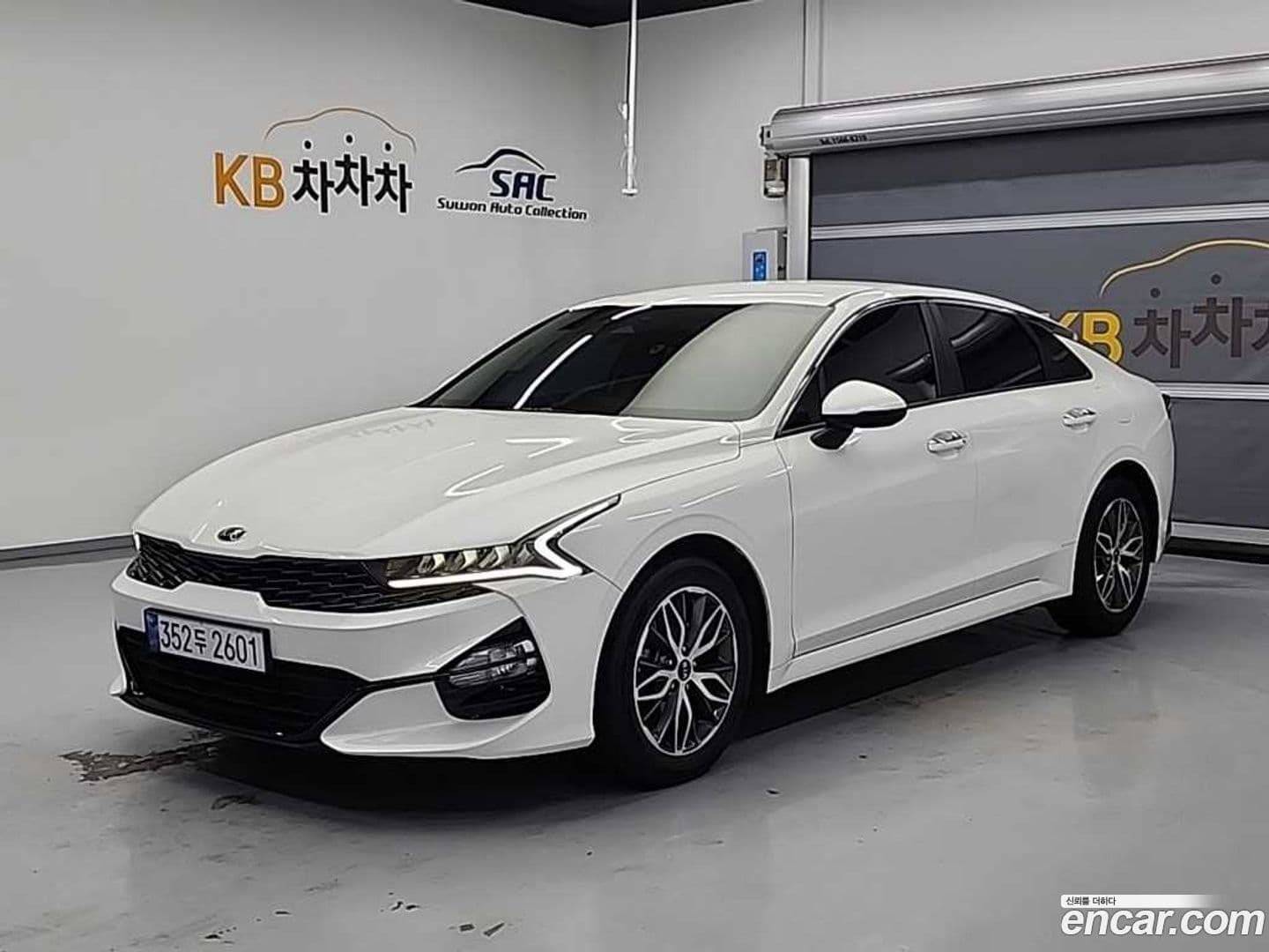 Main__Slider__Photo:K5 Kia 2021.2-0