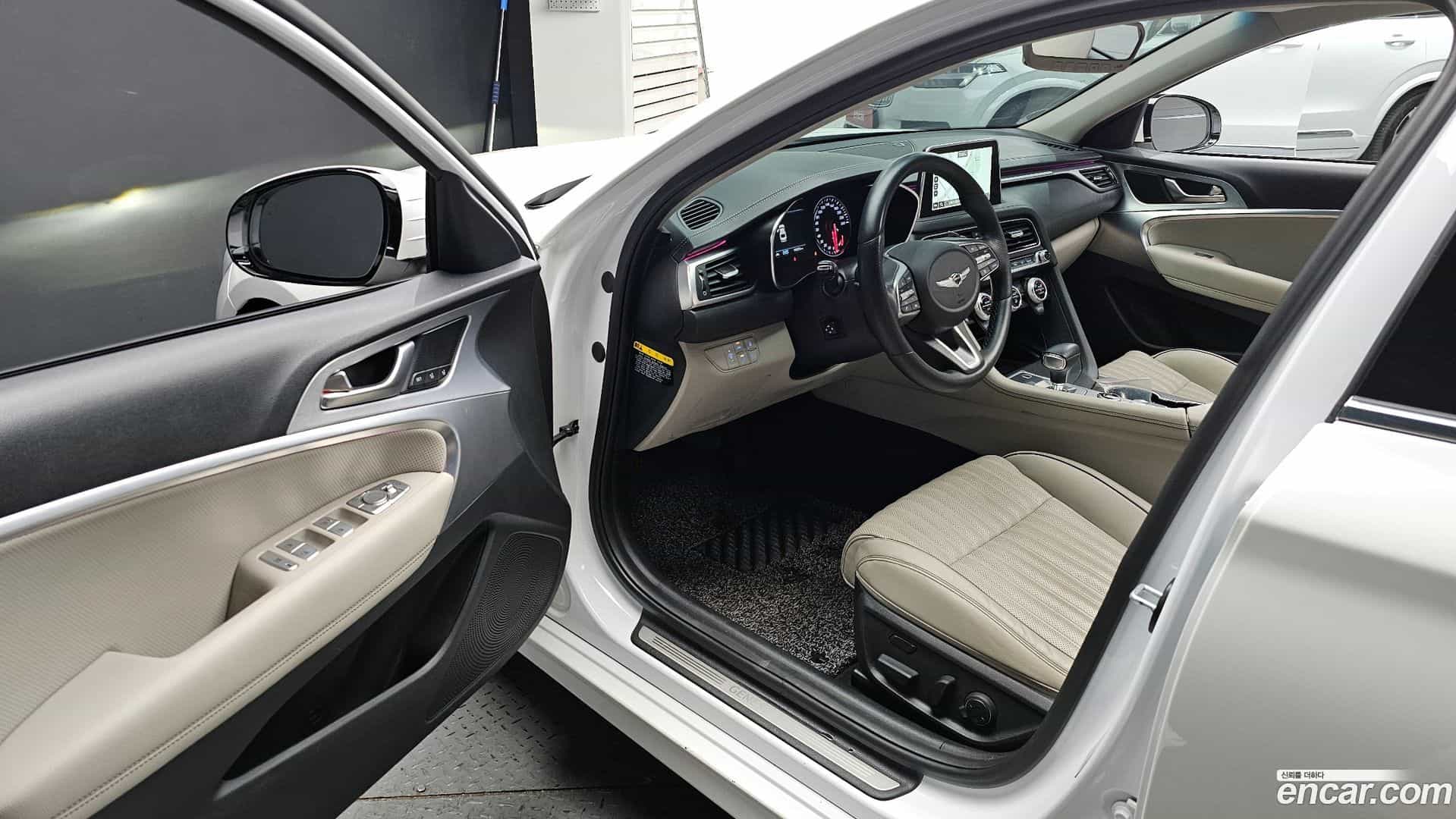 G70 Genesis 2019.5-INNER-010