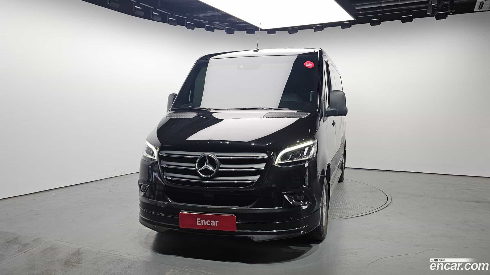 Sprinter Mercedes-Benz 2021.0-OUTER-003