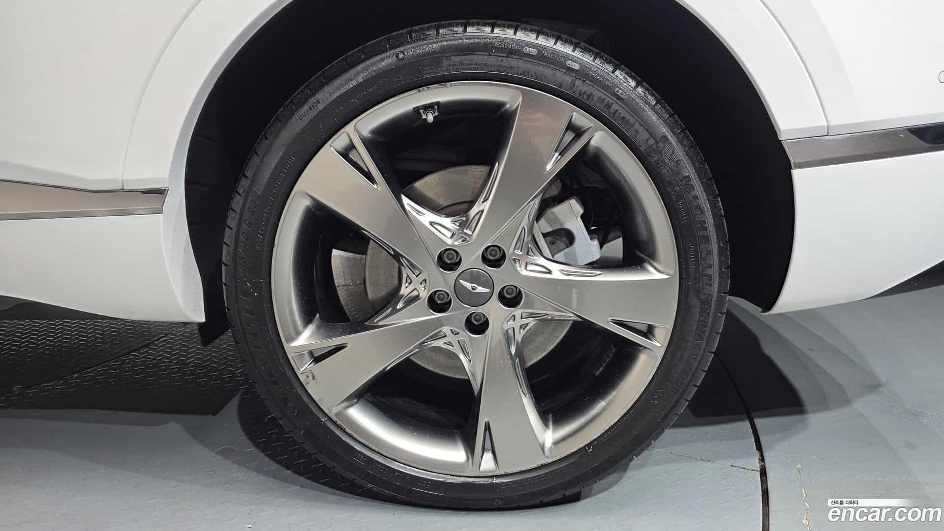 GV80 Genesis 2022.2-OUTER-005