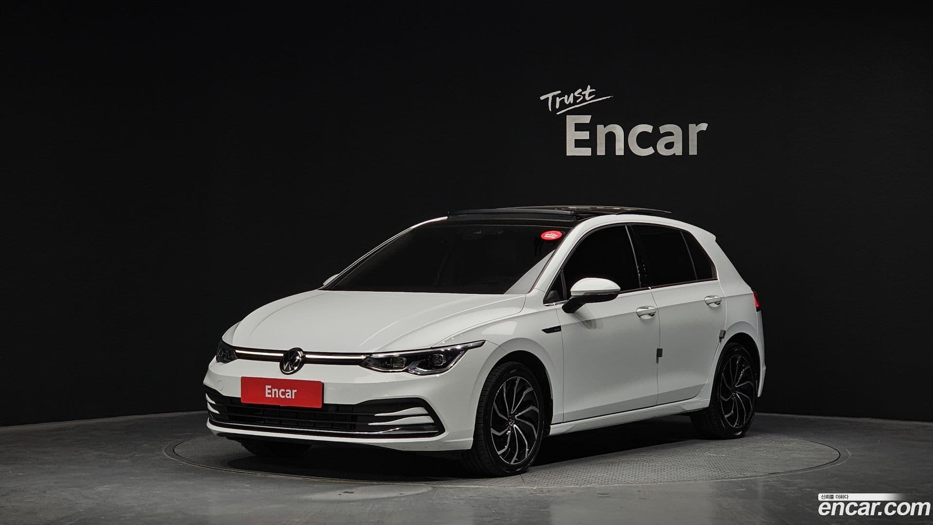Main__Slider__Photo:Golf Volkswagen 2022.0-0