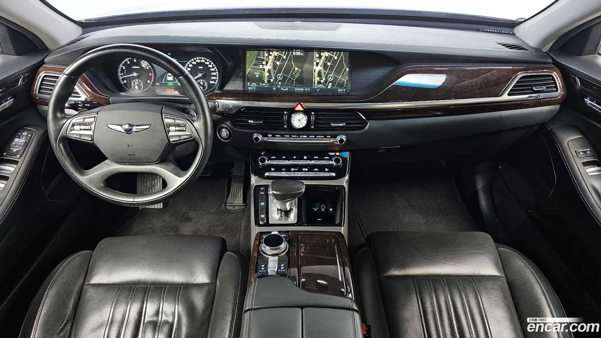 EQ900 Genesis 2017.2-INNER-007
