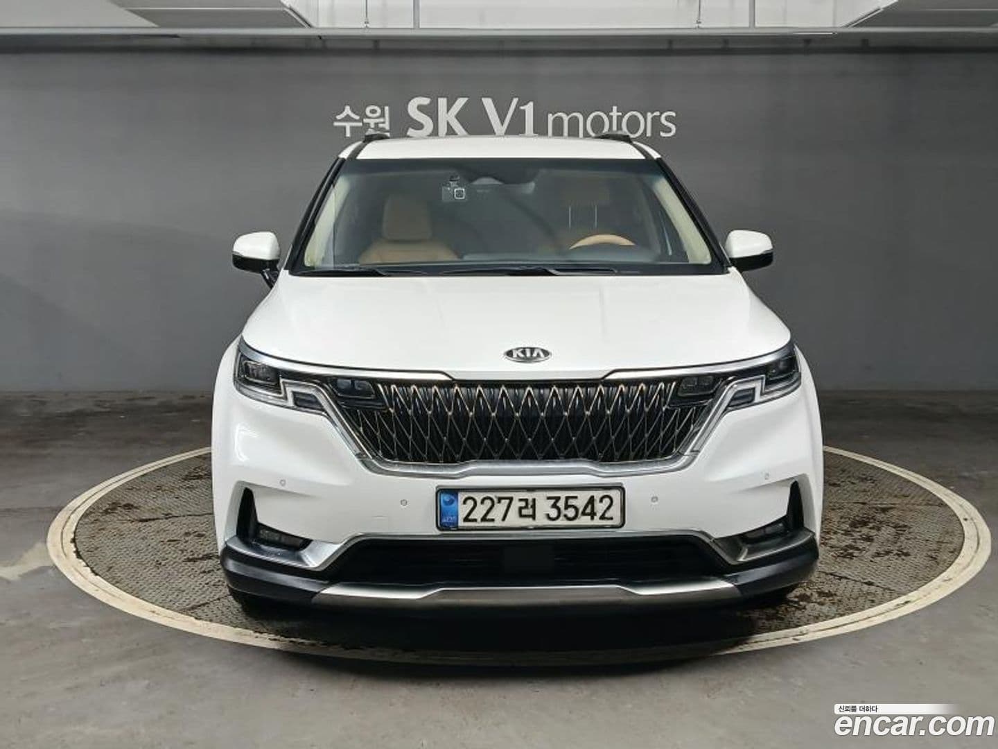 Main__Slider__Photo:Canival Kia 2020.9-0