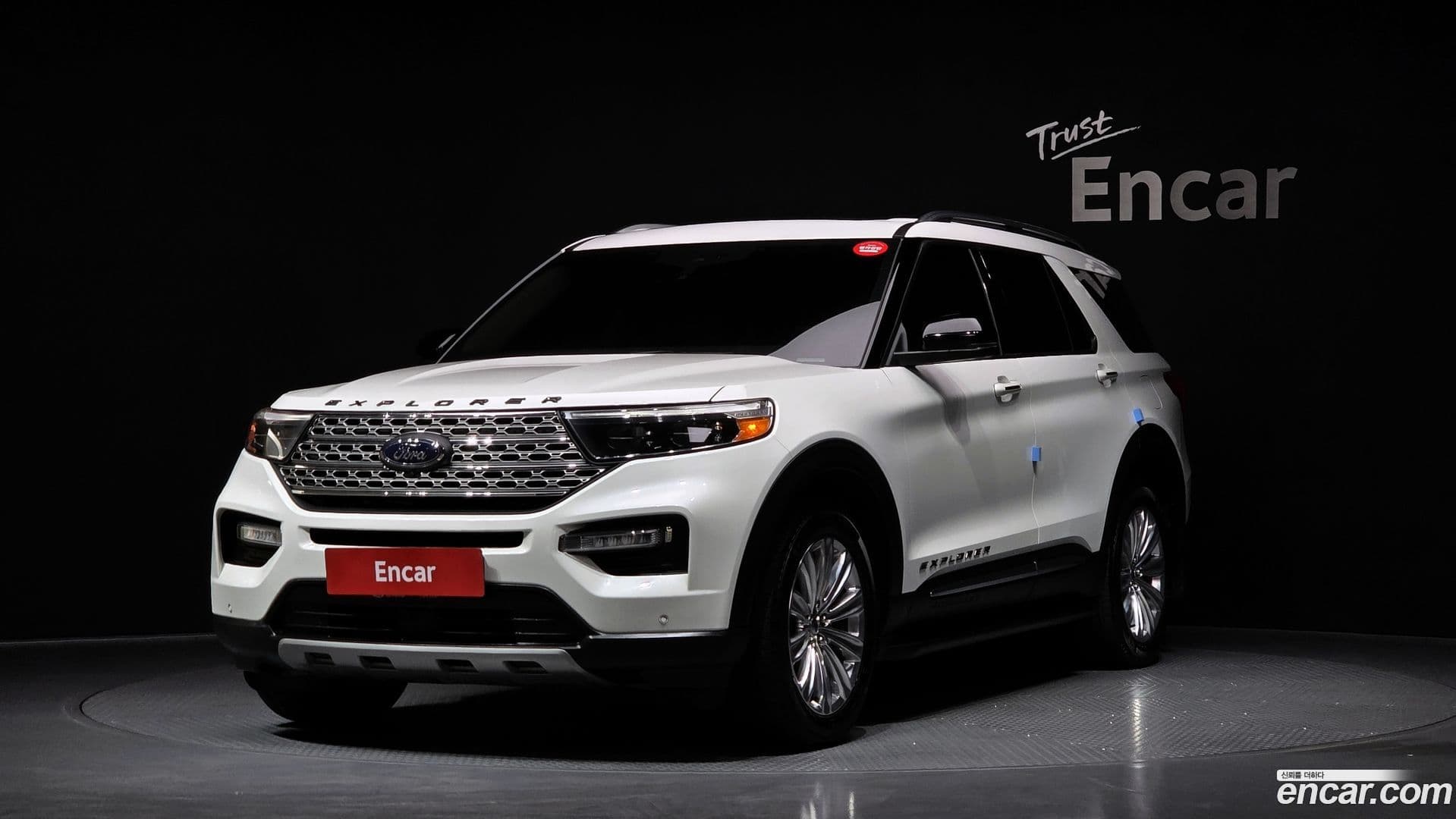Main__Slider__Photo:Explorer Ford 2022.11-0