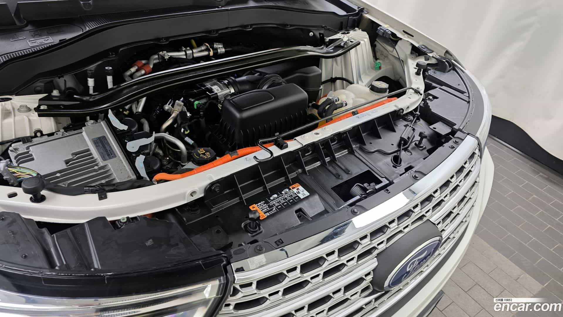 Explorer Ford 2022.11-INNER-006