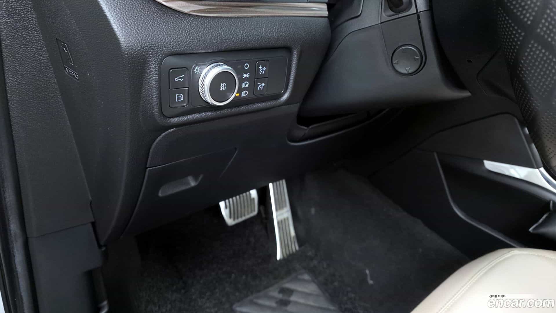 Explorer Ford 2022.11-OPTION-022