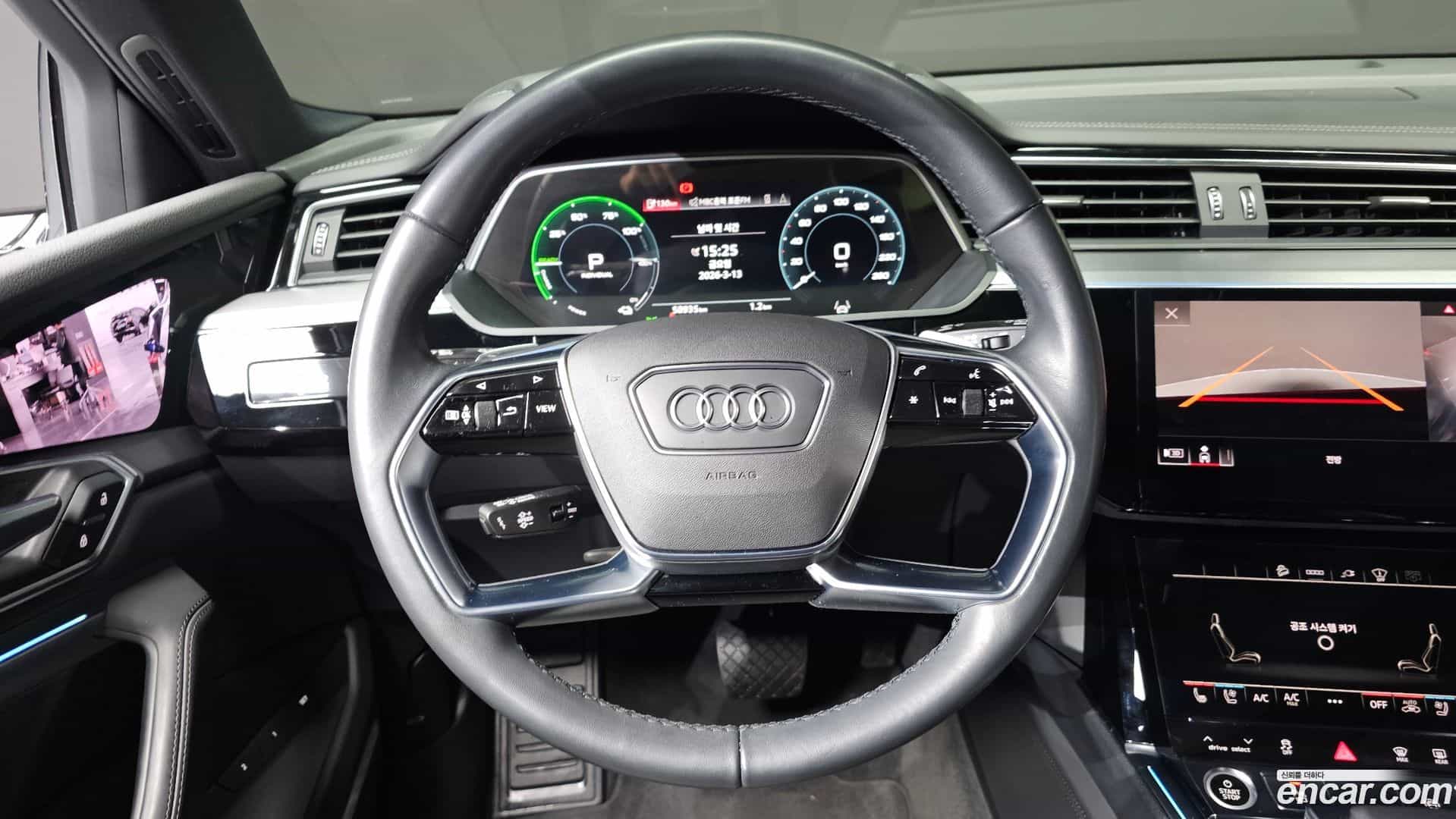 e-tron Audi 2022.1-OPTION-018
