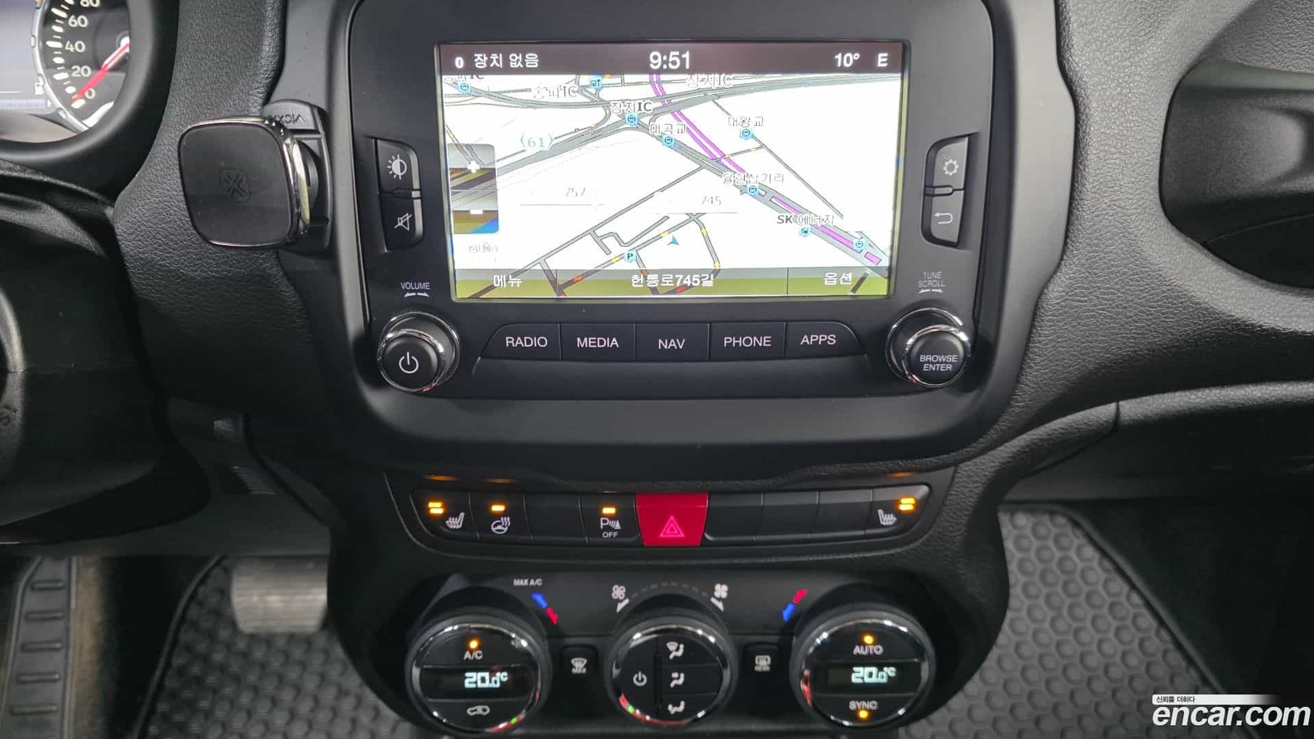 Renegade Jeep 2017.11-OPTION-018