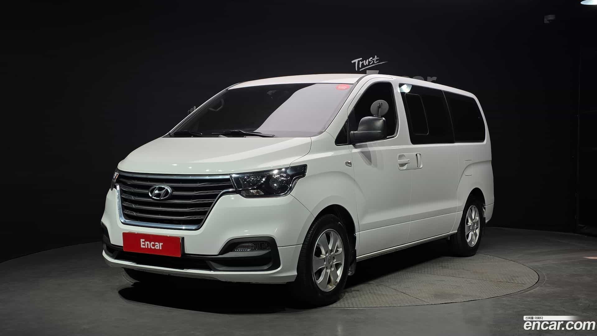 Starex Hyundai 2018.2-OUTER-001