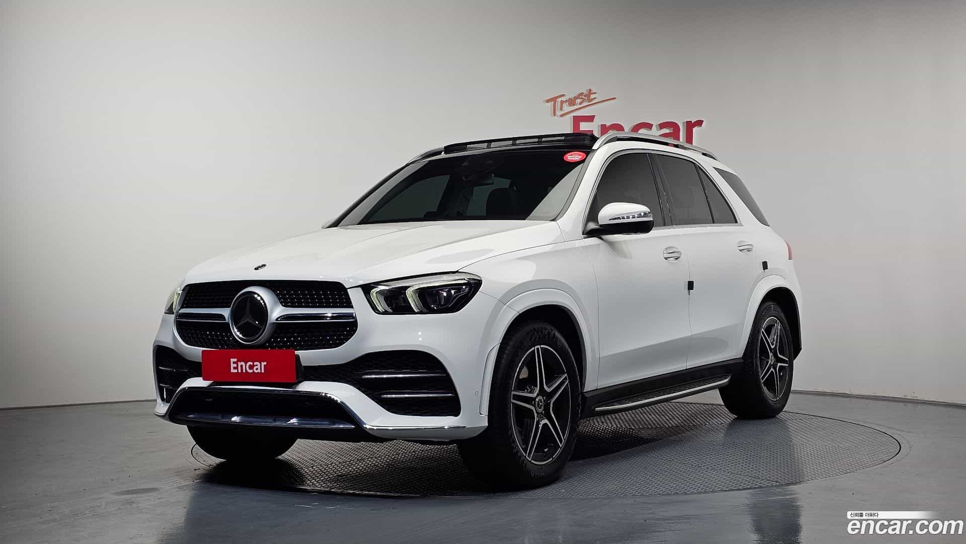 GLE-Class Mercedes-Benz 2020.5-OUTER-001