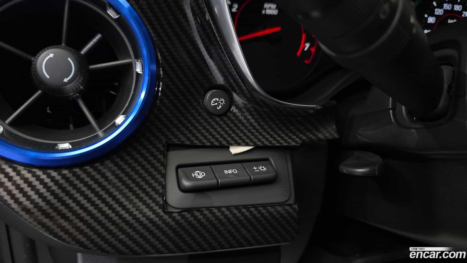 Camaro Chevrolet 2016.9-OPTION-017