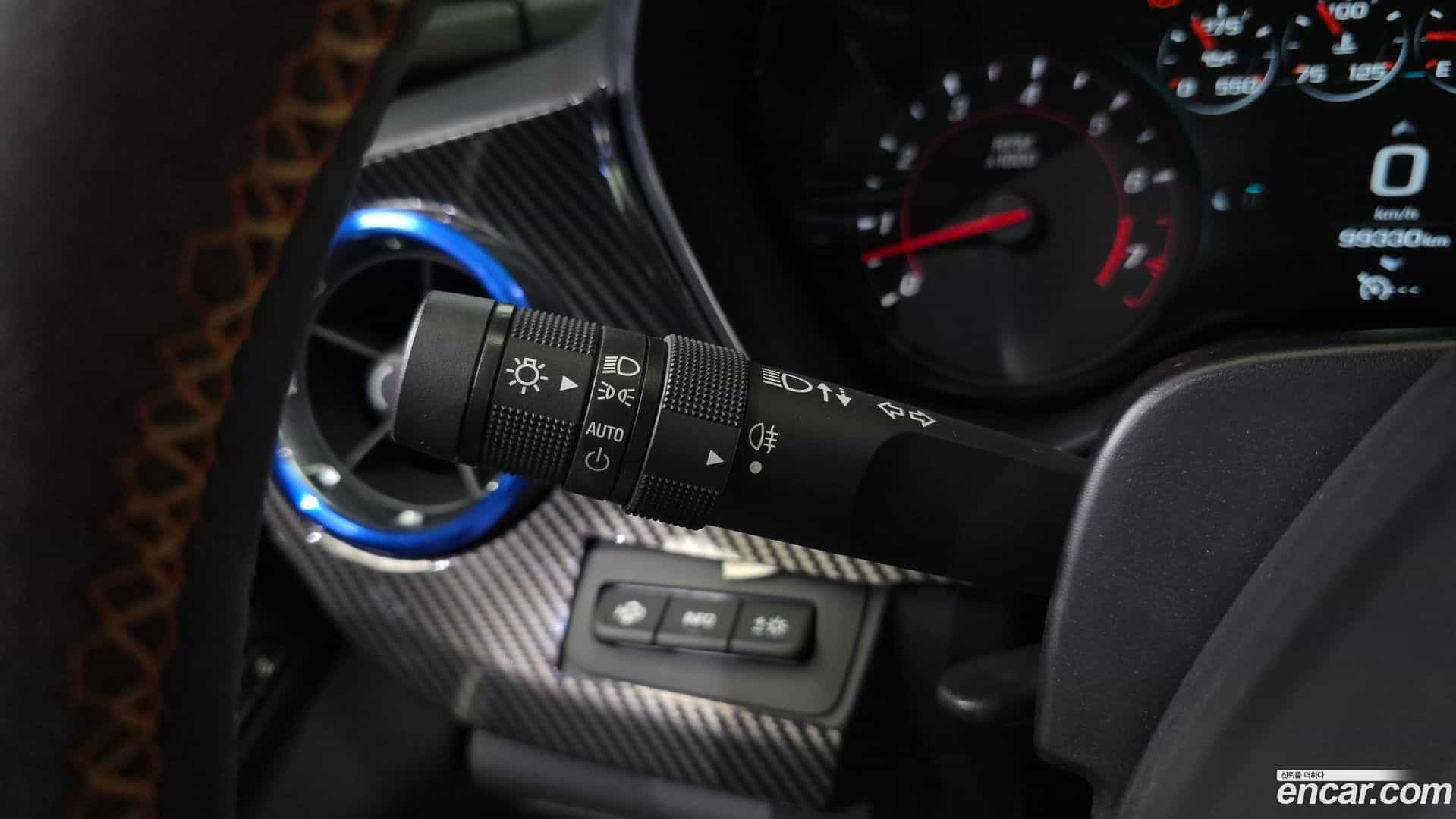 Camaro Chevrolet 2016.9-OPTION-019