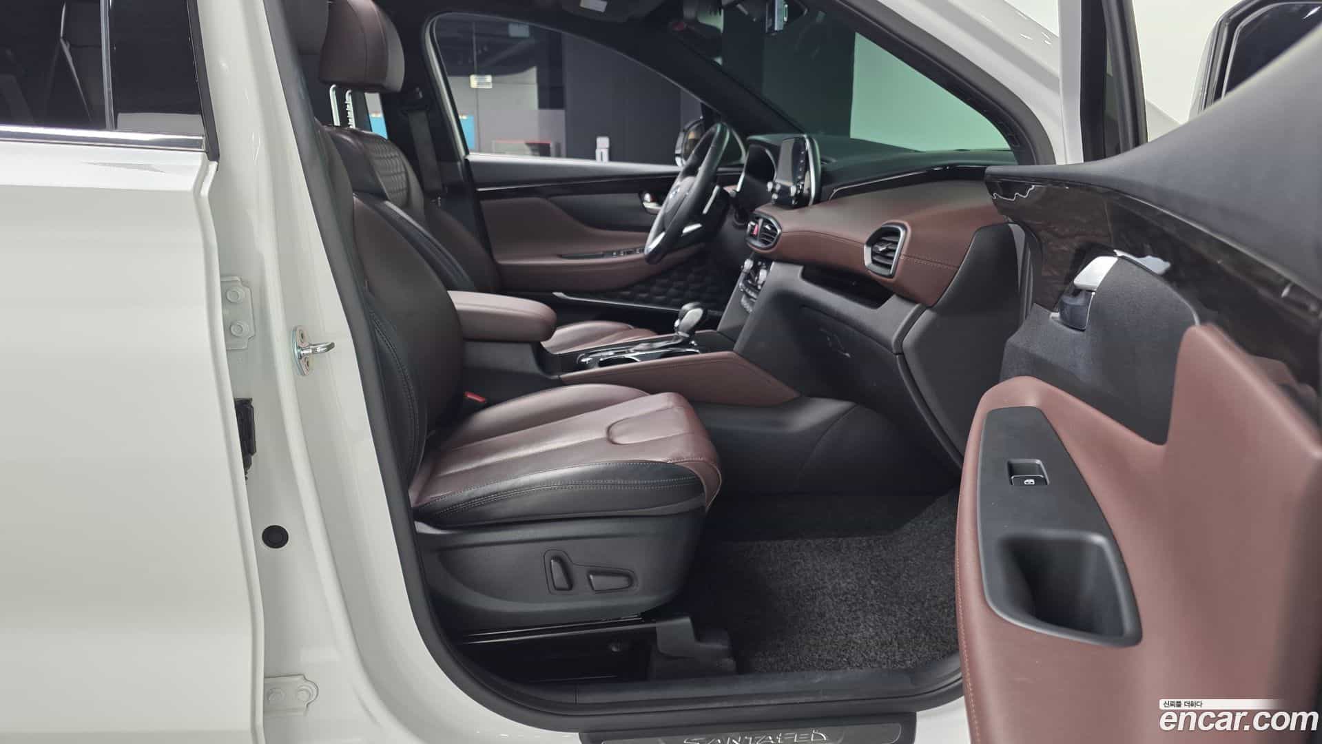 Santafe Hyundai 2020.5-OPTION-015