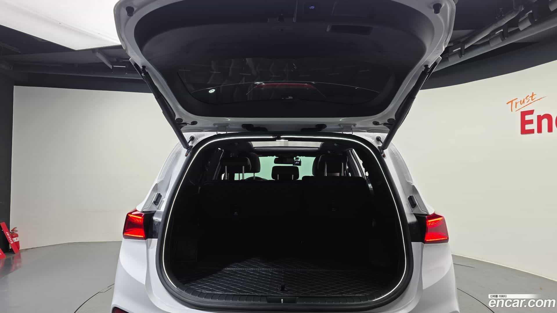 Santafe Hyundai 2020.5-OPTION-024