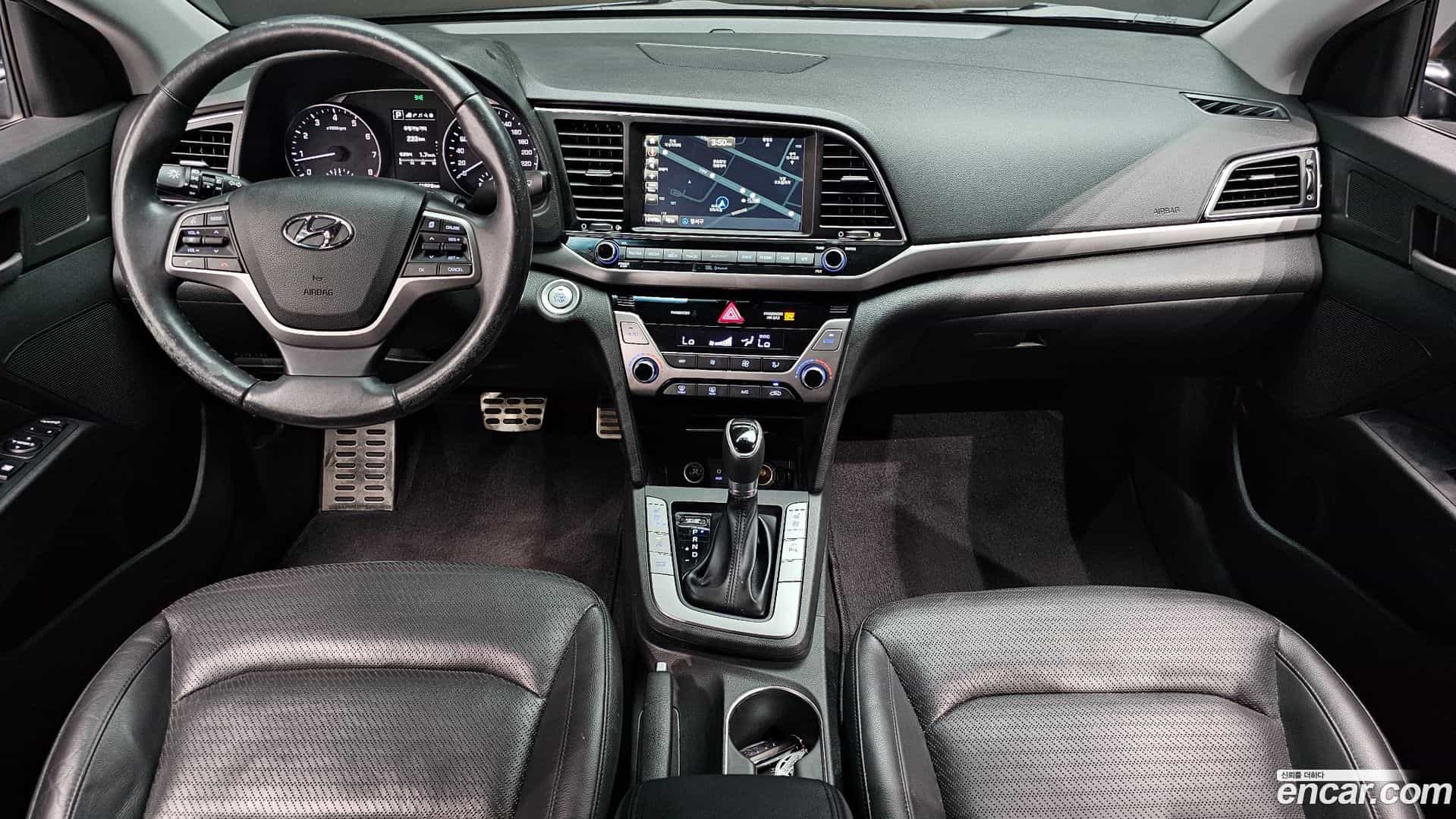 AVANTE Hyundai 2015.8-INNER-007