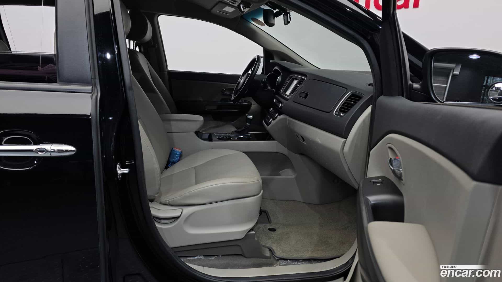 Canival Kia 2020.3-OPTION-015