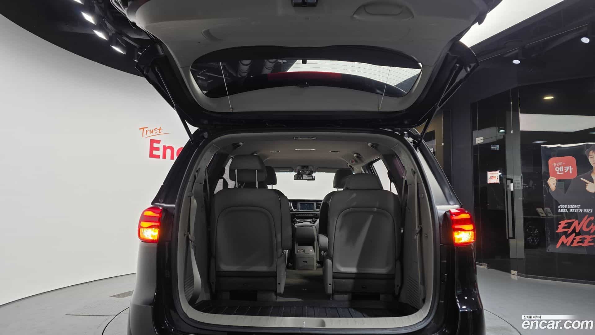 Canival Kia 2020.3-OPTION-024