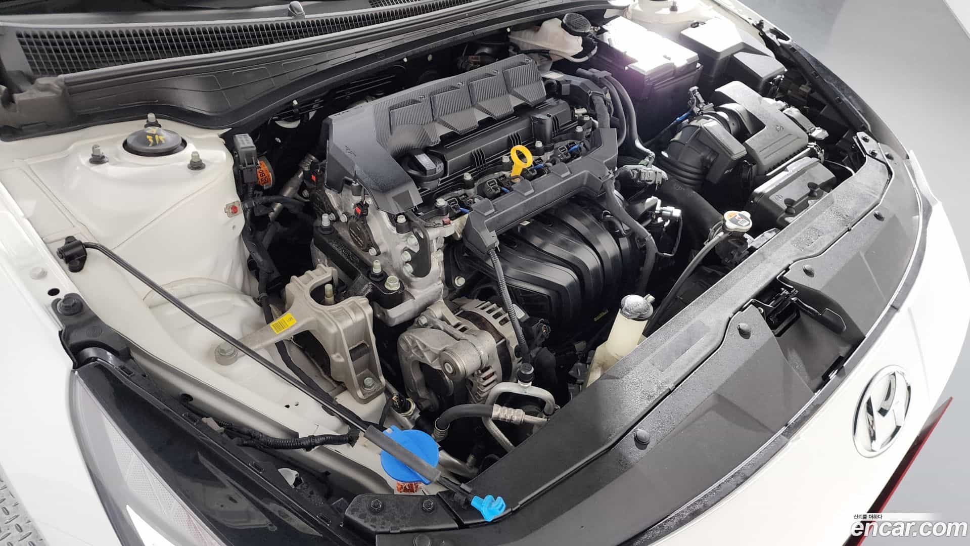 AVANTE Hyundai 2023.1-OUTER-006