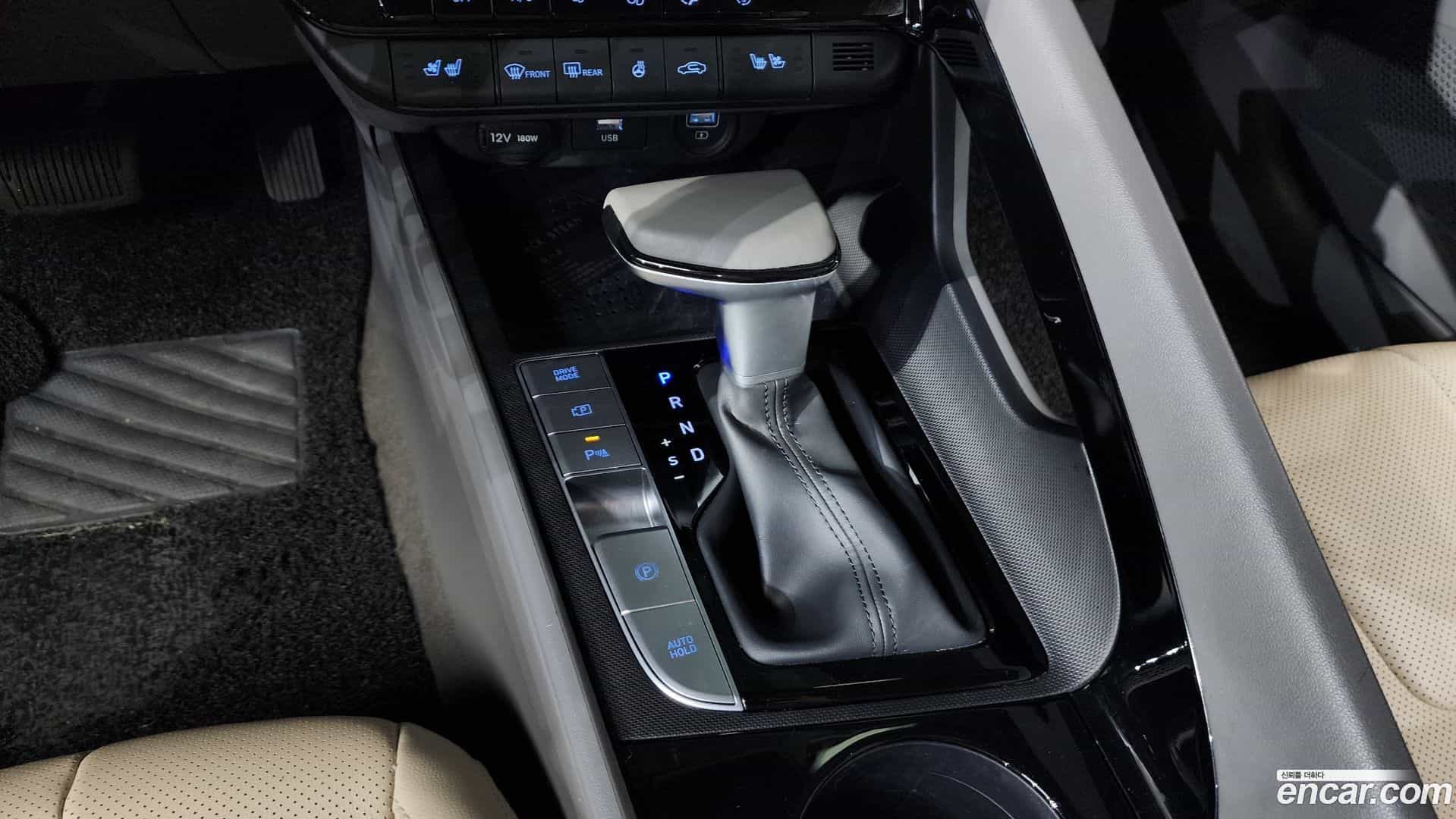 AVANTE Hyundai 2023.1-INNER-009
