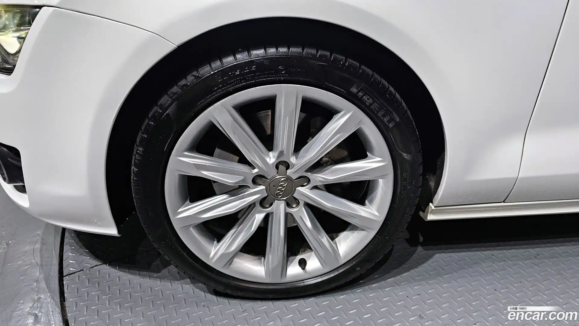 A7 Audi 2014.8-OUTER-005