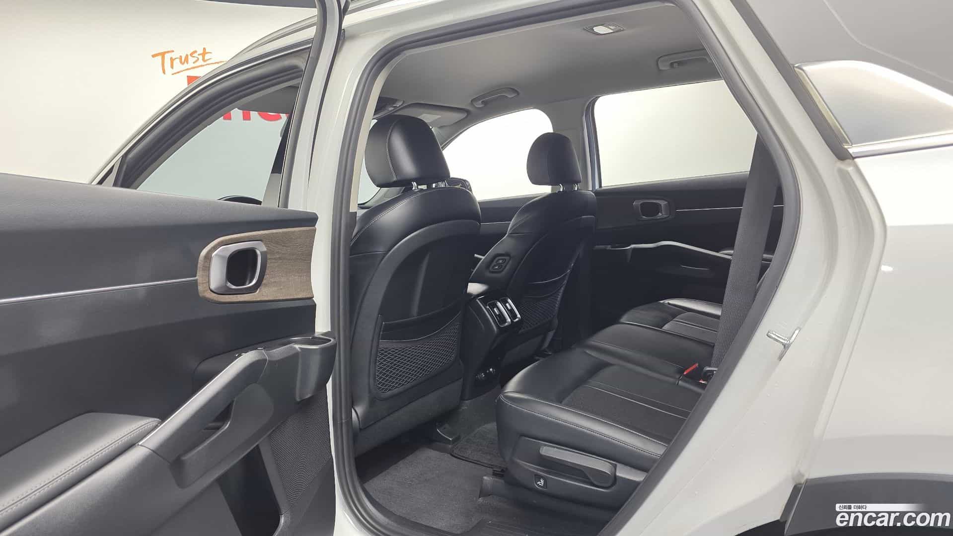 Sorento Kia 2020.5-OPTION-021
