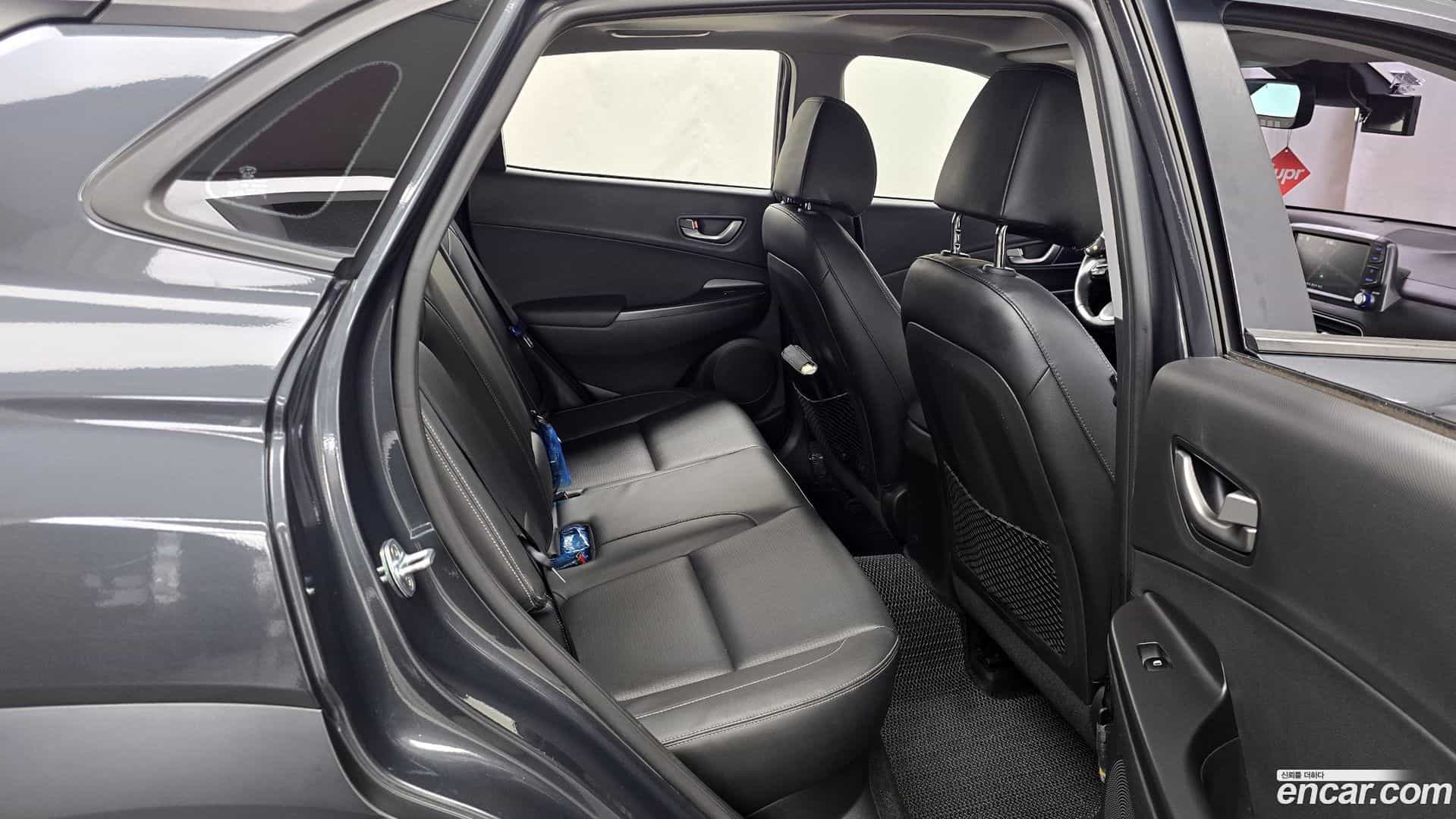 Kona Hyundai 2017.6-OPTION-016