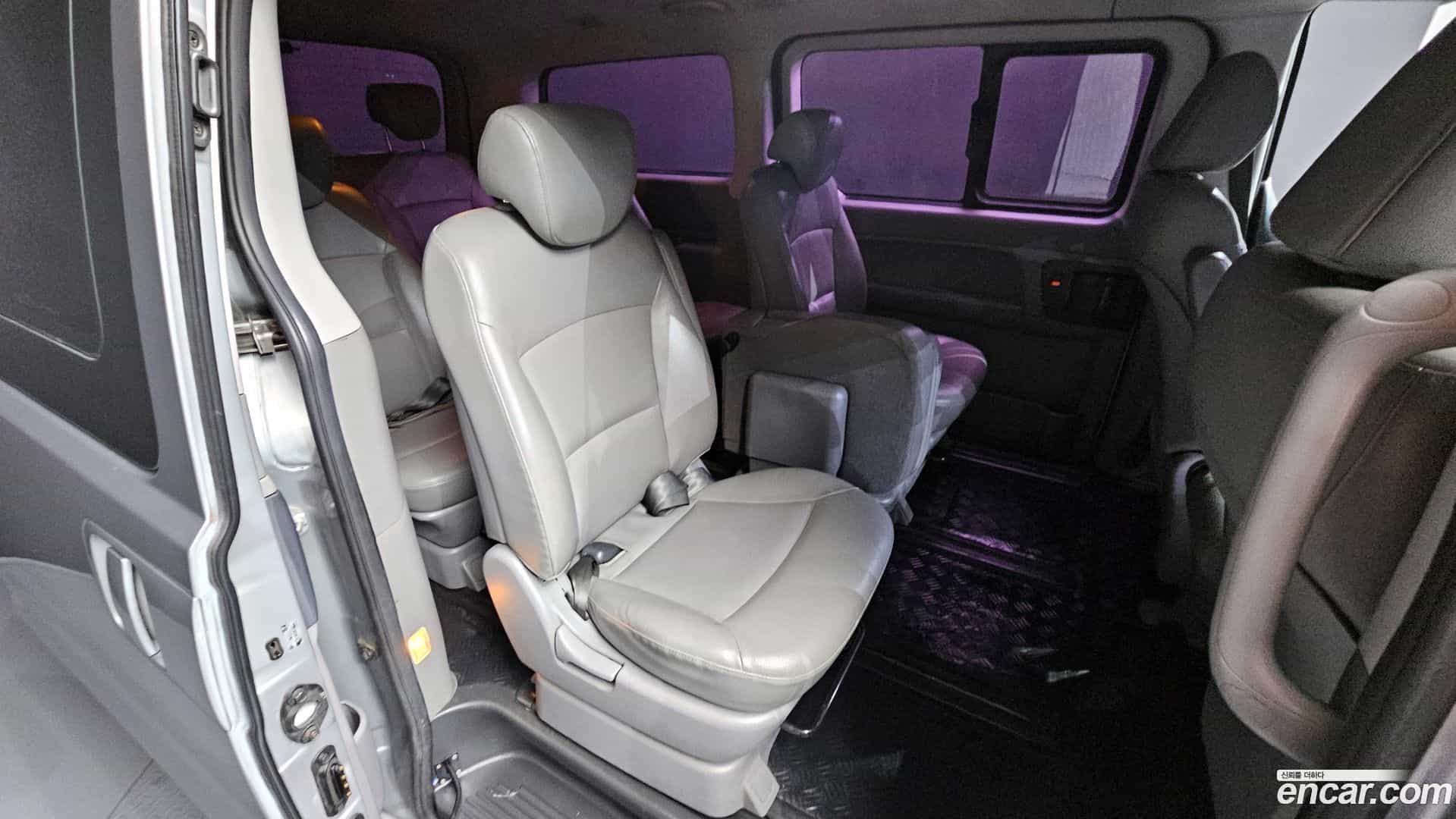 Starex Hyundai 2016.2-OPTION-016