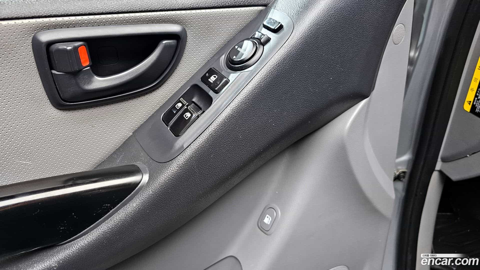 Starex Hyundai 2016.2-OPTION-021