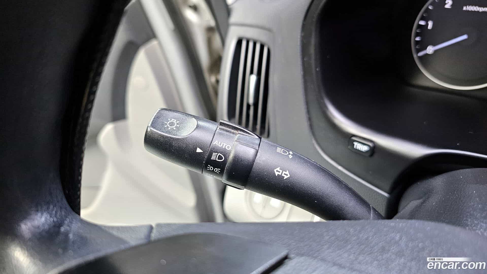Starex Hyundai 2016.2-OPTION-023