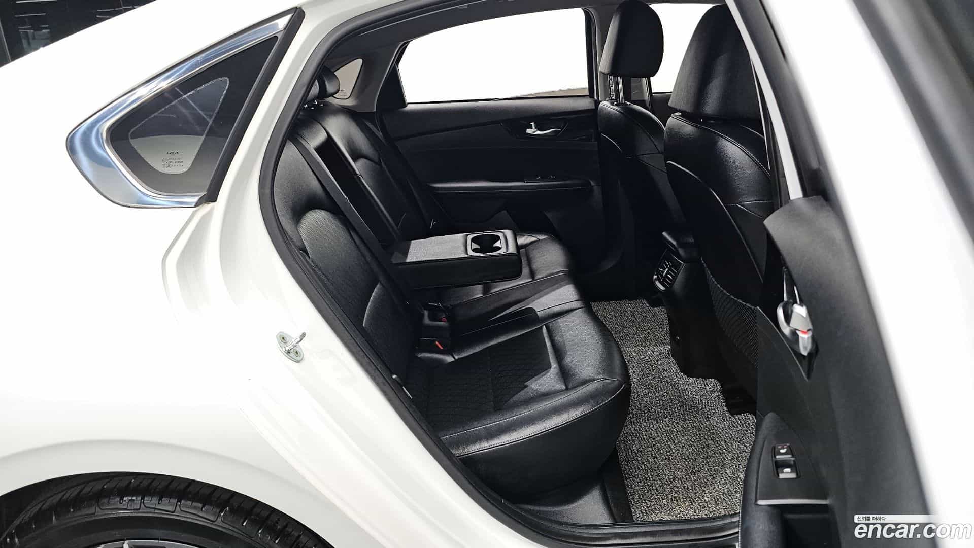 K3 Kia 2022.3-OPTION-015