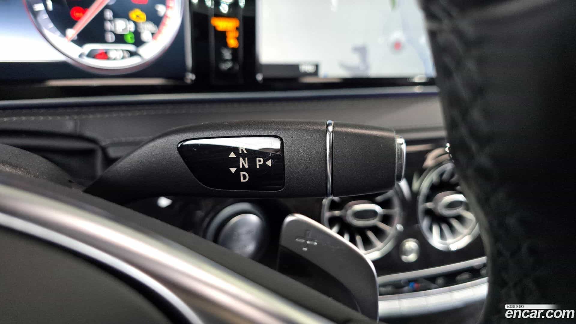 S-Class Mercedes-Benz 2016.10-INNER-009
