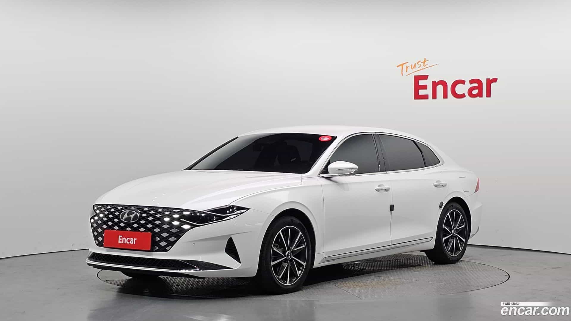 Grandeur Hyundai 2020.0-OUTER-001